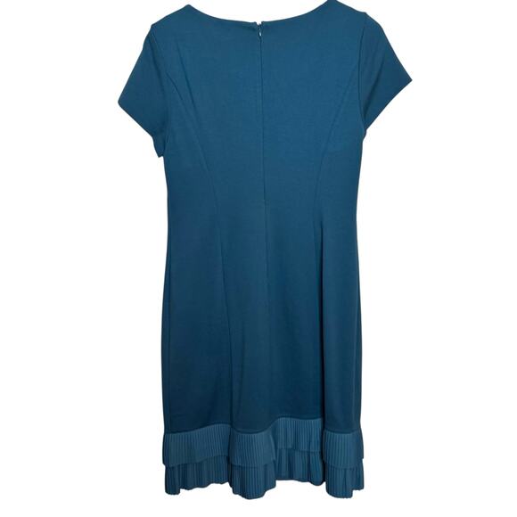 Talbots Size 10 Teal Short Sleeve Shift Dress with Tiered Pleated Hem - Picture 5 of 7